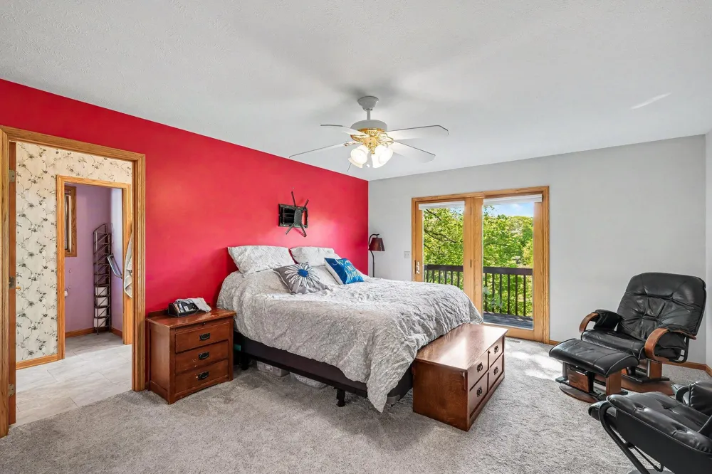 10835 Red Oak Ridge Reynolds Township, MI 49329