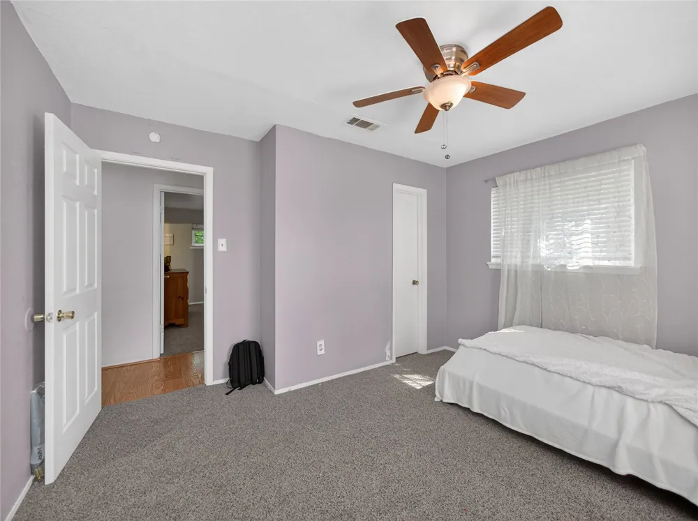 719 W Karnes Drive Robinson, TX 76706