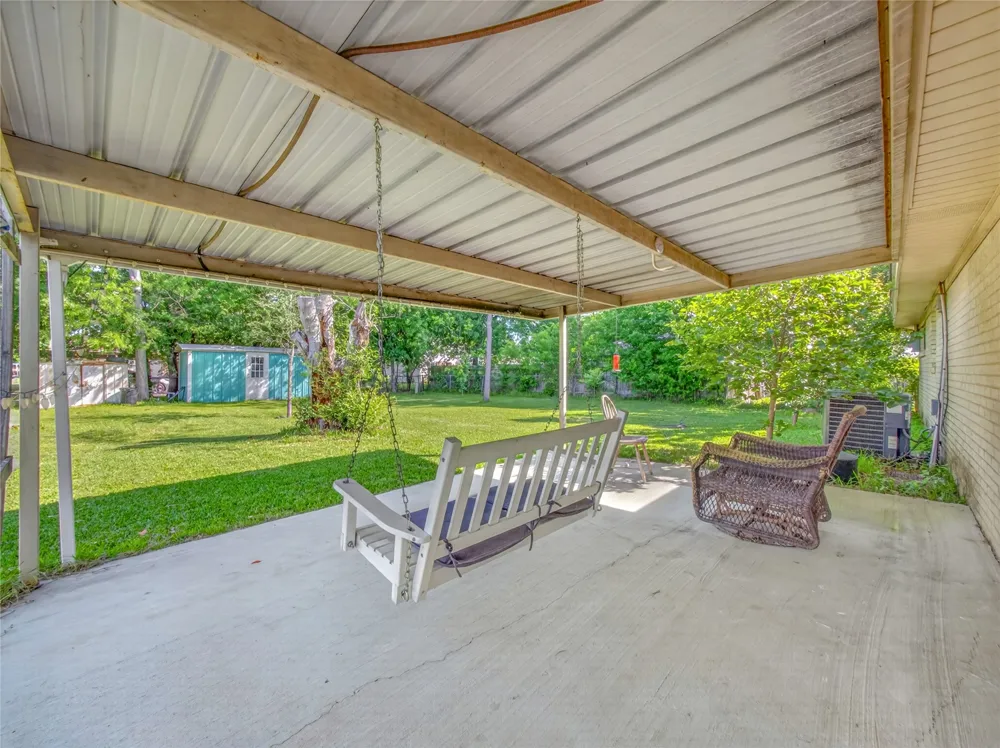 719 W Karnes Drive Robinson, TX 76706