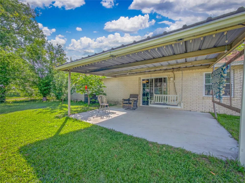 719 W Karnes Drive Robinson, TX 76706