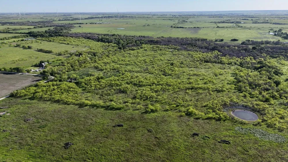 1127 Lcr 607 Groesbeck, TX 76642