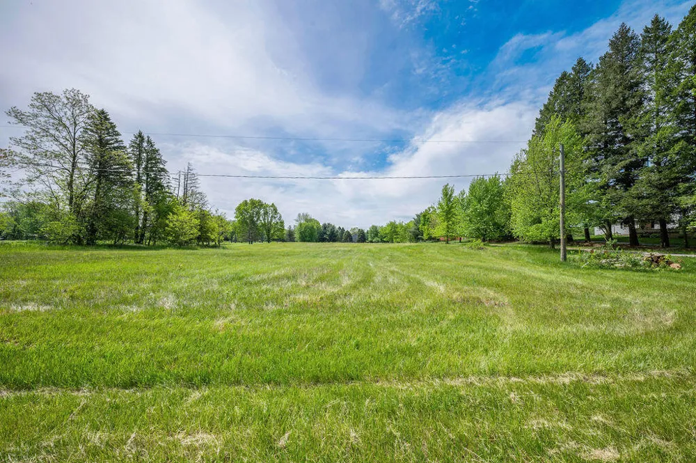 Peachtree Lane Benton Harbor, MI 49022