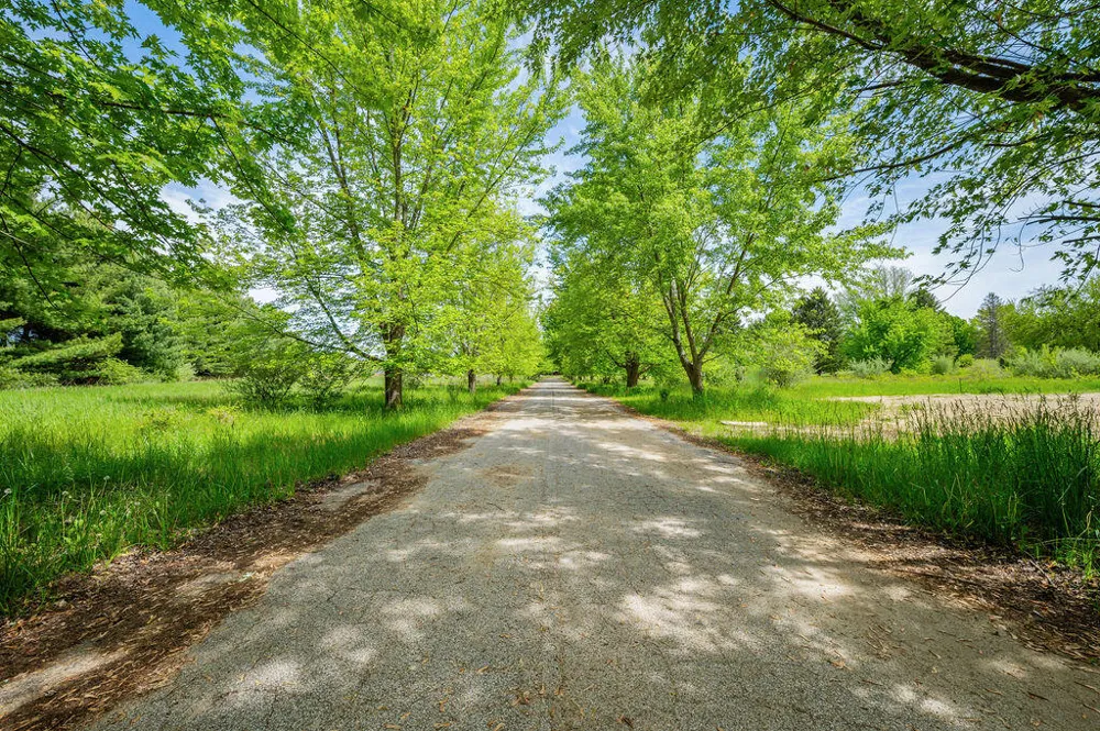Peachtree Lane Benton Harbor, MI 49022