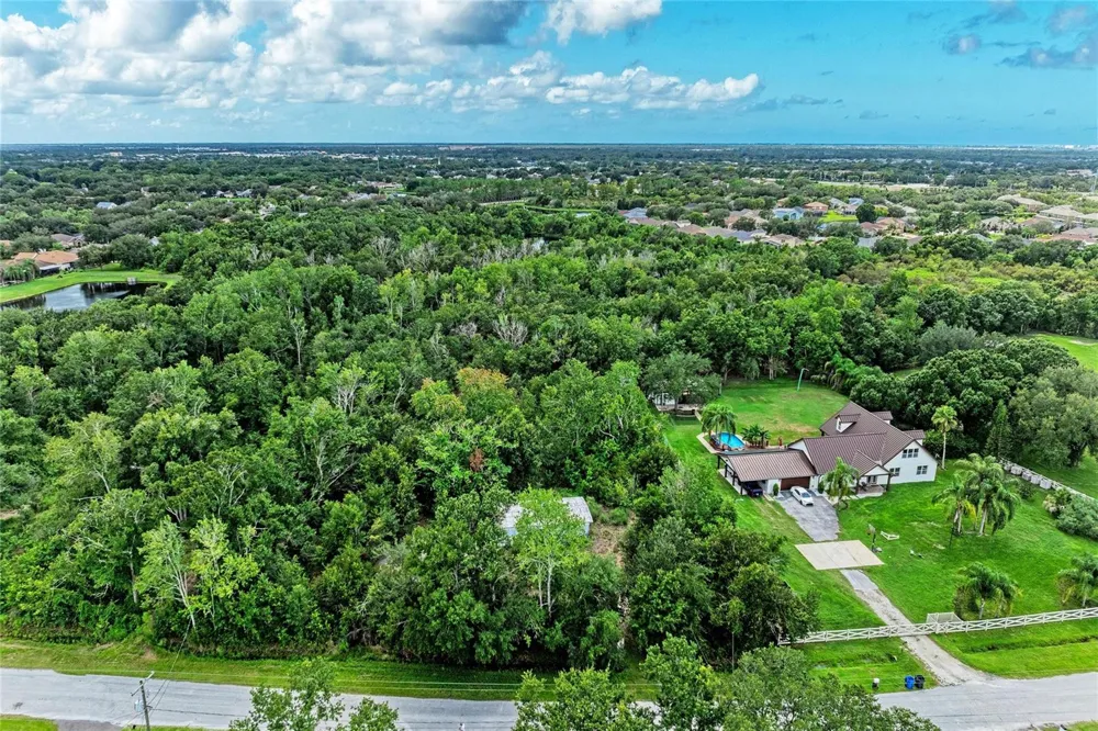 10907 ESTATES DEL SOL DRIVE Riverview, FL 33579