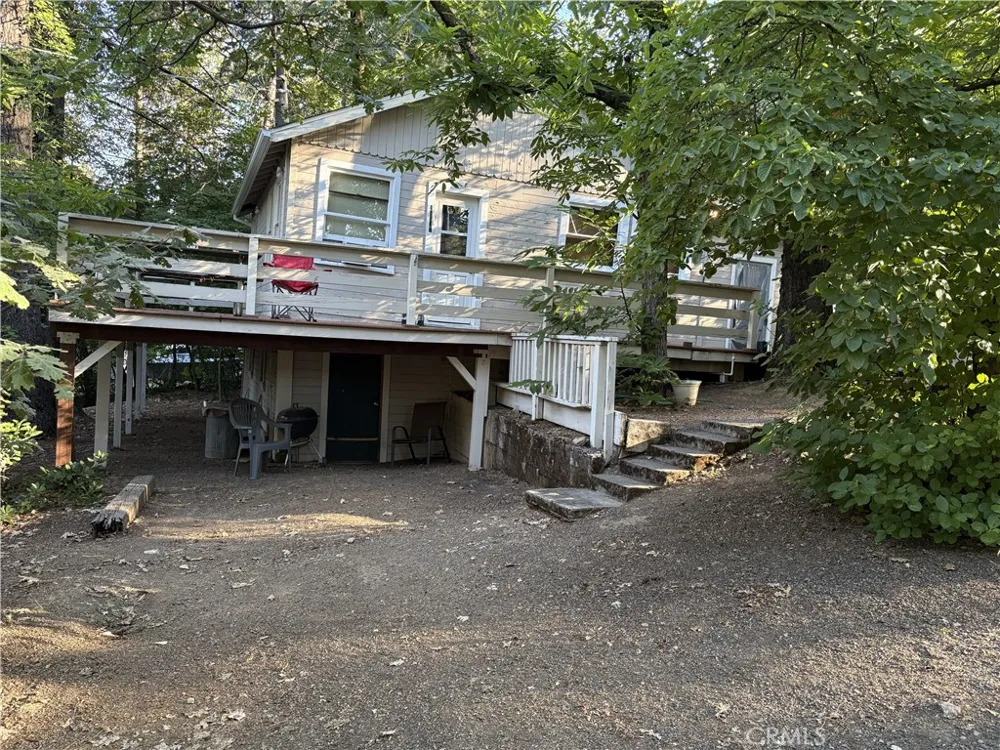 10537 Foothill Road Loch Lomond, CA 95461