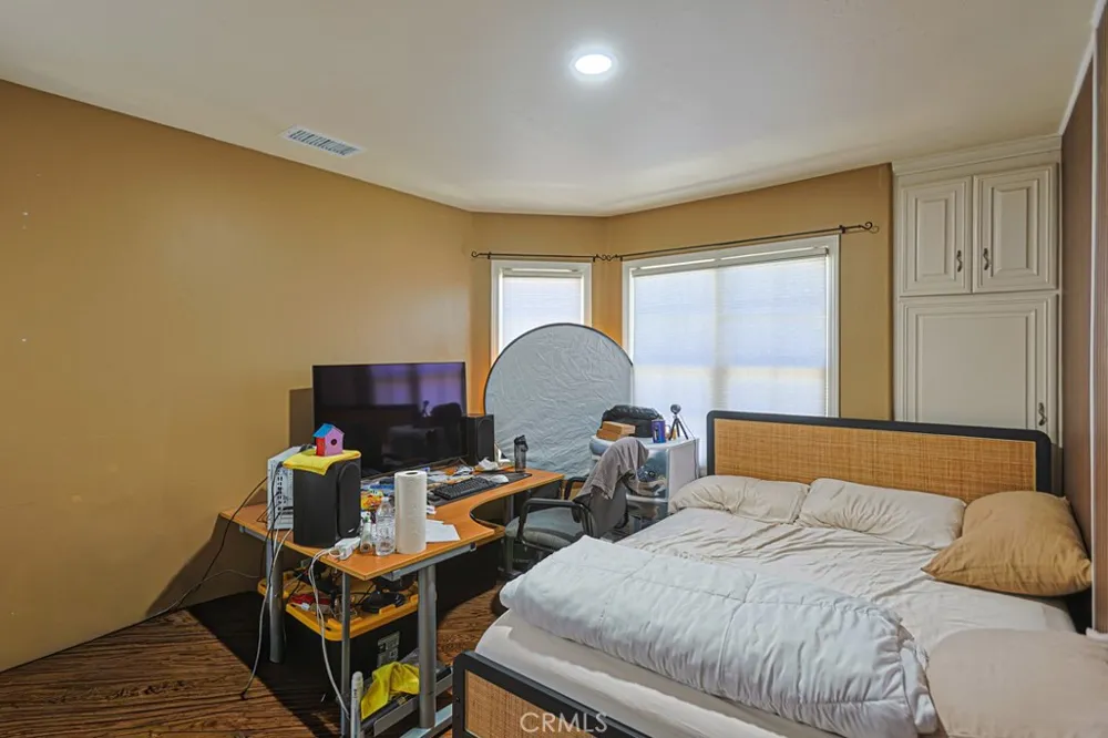 12071 Reva Garden Grove, CA 92840