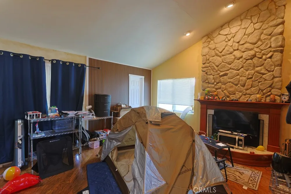 12071 Reva Garden Grove, CA 92840