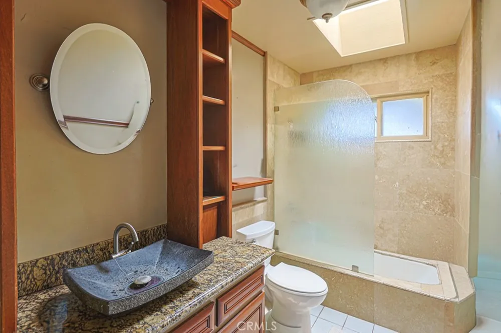 12071 Reva Garden Grove, CA 92840