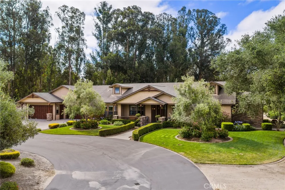 535 Stanton Street Arroyo Grande, CA 93420