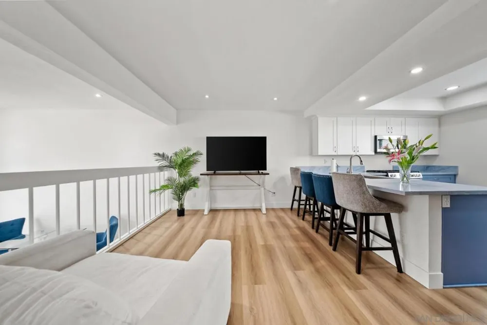 7410 Caminito Carlotta Del Cerro, CA 92120