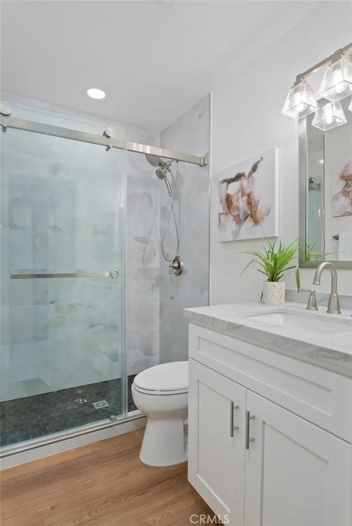 23280 Orange #6 Lake Forest, CA 92630