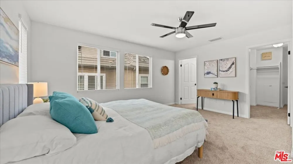 3608 W Chapman Lane Inglewood, CA 90305