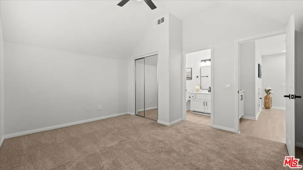 3608 W Chapman Lane Inglewood, CA 90305