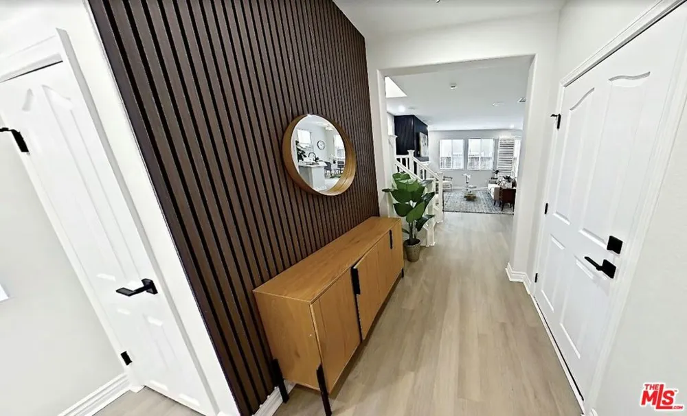 3608 W Chapman Lane Inglewood, CA 90305