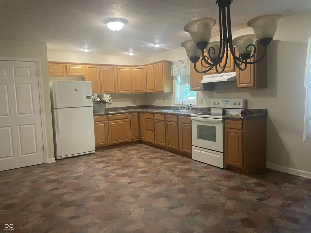 9741 Cooper Road Gosport, IN 47433