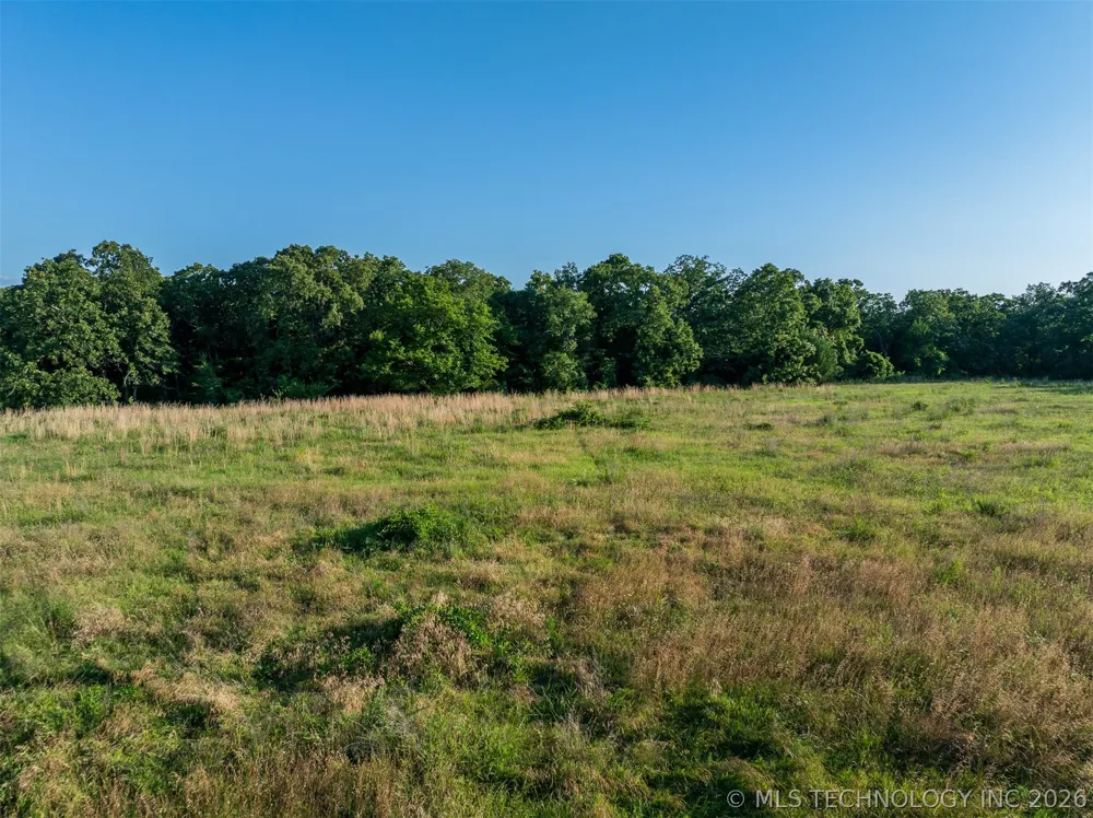 6 S 4240 ROAD Chelsea, OK 74016