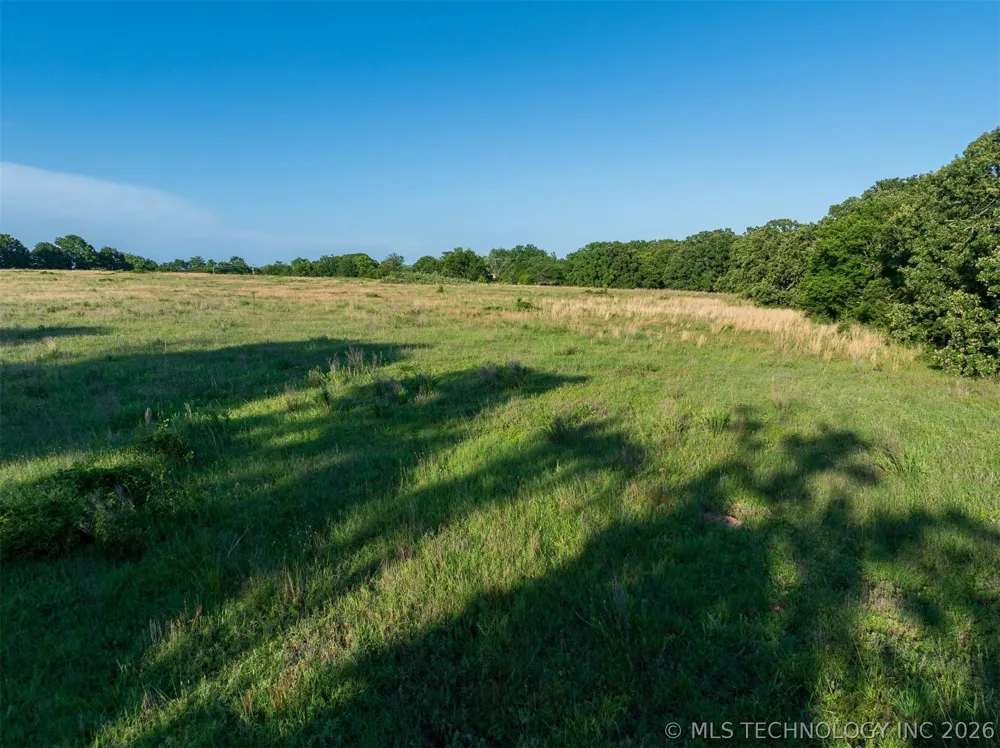 6 S 4240 ROAD Chelsea, OK 74016