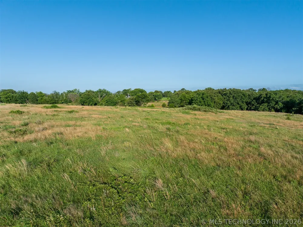 6 S 4240 ROAD Chelsea, OK 74016
