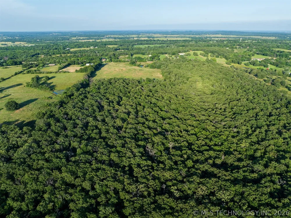6 S 4240 ROAD Chelsea, OK 74016