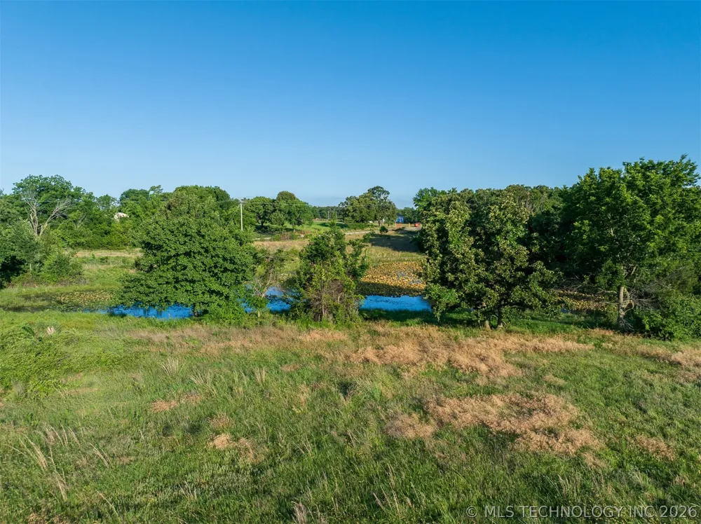6 S 4240 ROAD Chelsea, OK 74016