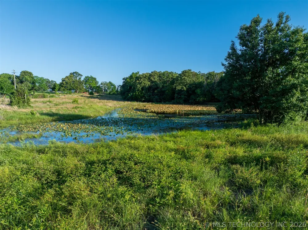 6 S 4240 ROAD Chelsea, OK 74016