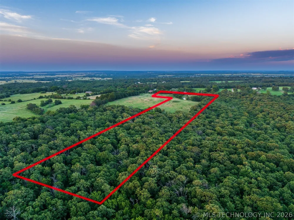 6 S 4240 ROAD Chelsea, OK 74016