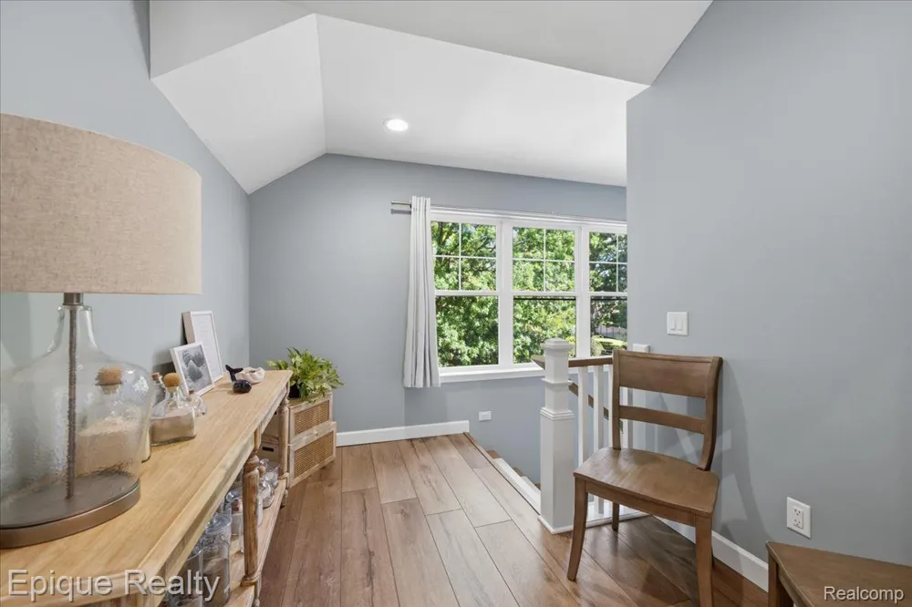 114 Bellevue Avenue Lake Orion Village, MI 48362