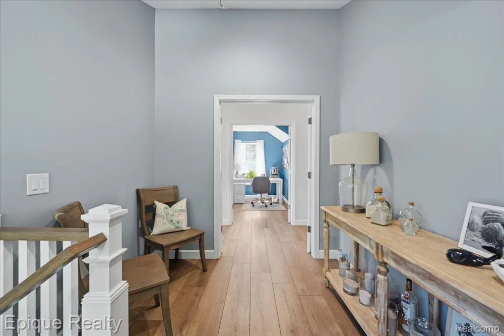 114 Bellevue Avenue Lake Orion Village, MI 48362