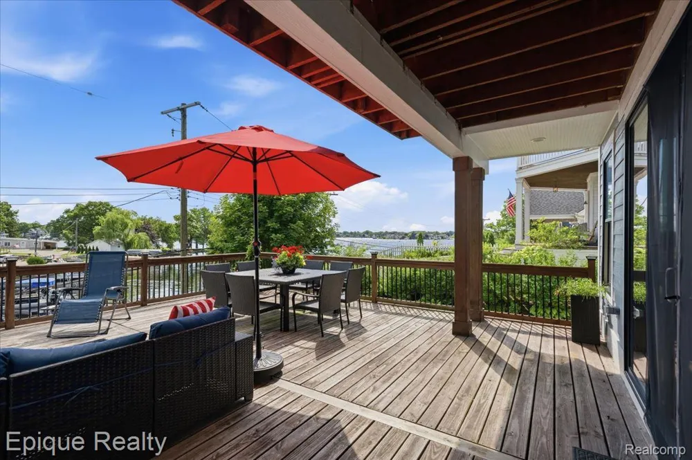 114 Bellevue Avenue Lake Orion Village, MI 48362