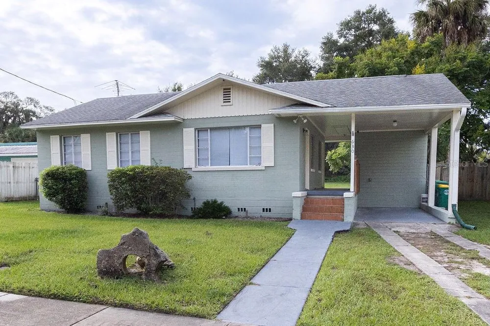 630 E INDIANA AVENUE Deland, FL 32724