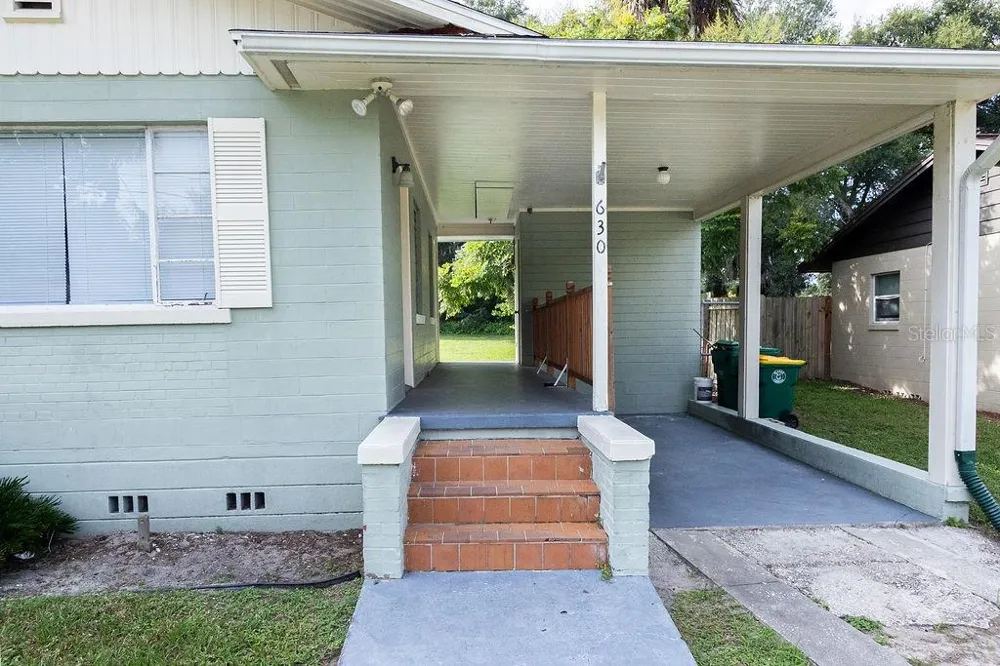 630 E INDIANA AVENUE Deland, FL 32724