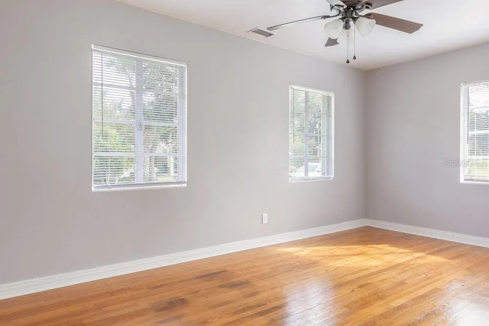 630 E INDIANA AVENUE Deland, FL 32724