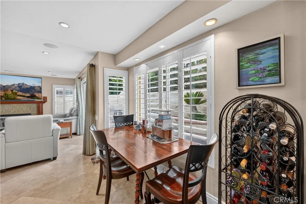 28811 Vista Aliso Lake Forest, CA 92679