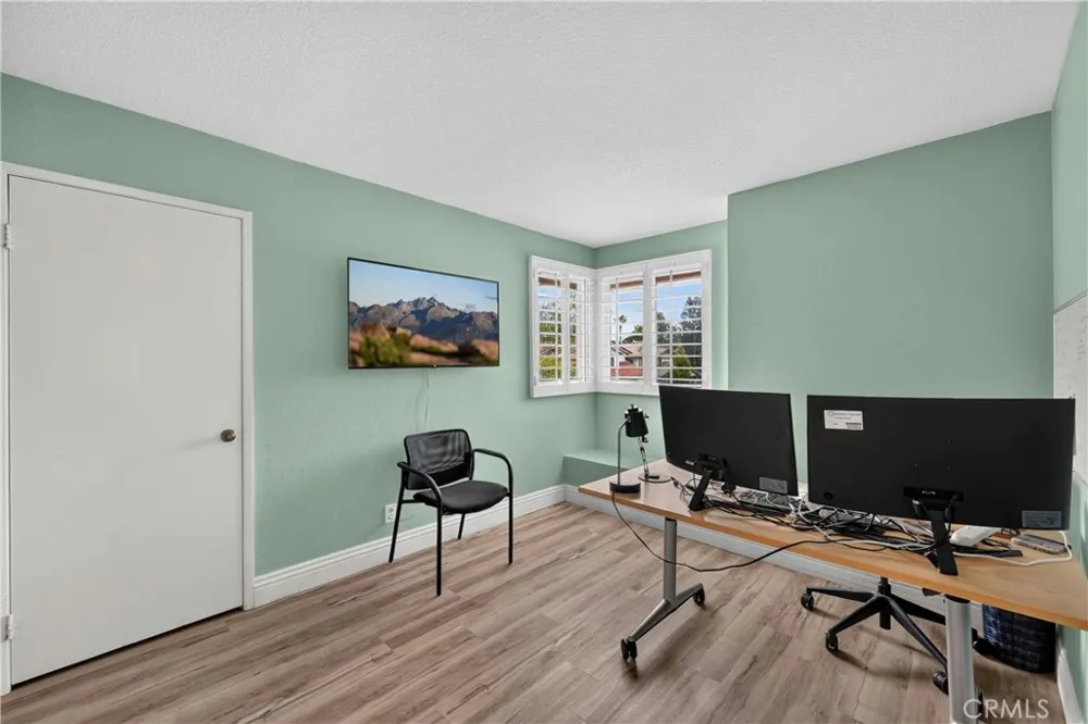 28811 Vista Aliso Lake Forest, CA 92679