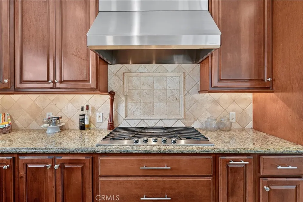 28811 Vista Aliso Lake Forest, CA 92679