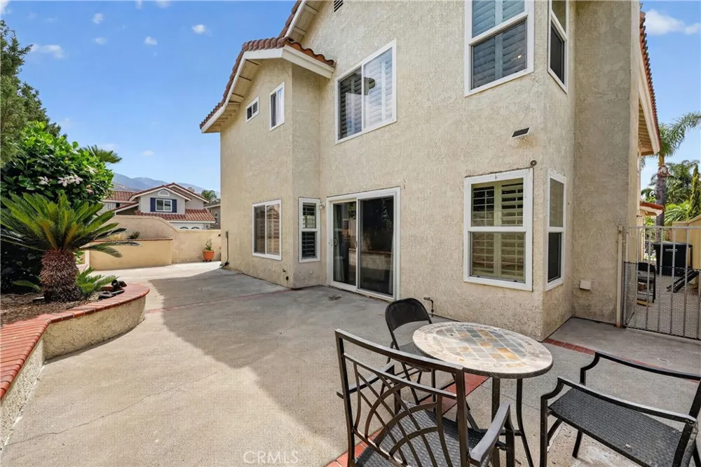28811 Vista Aliso Lake Forest, CA 92679