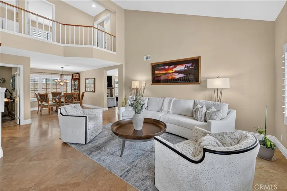28811 Vista Aliso Lake Forest, CA 92679