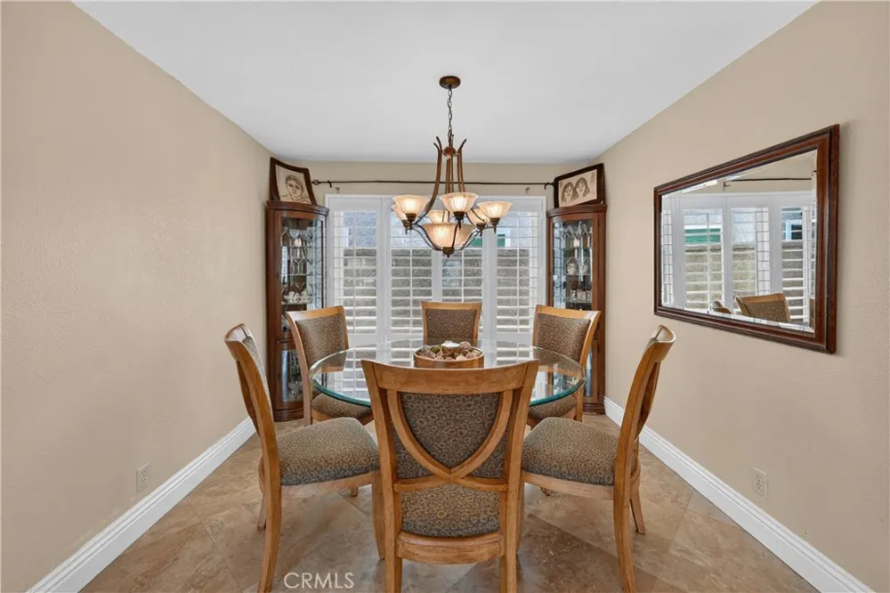 28811 Vista Aliso Lake Forest, CA 92679