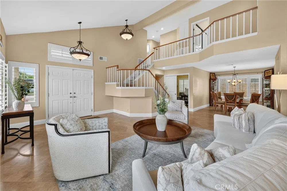 28811 Vista Aliso Lake Forest, CA 92679