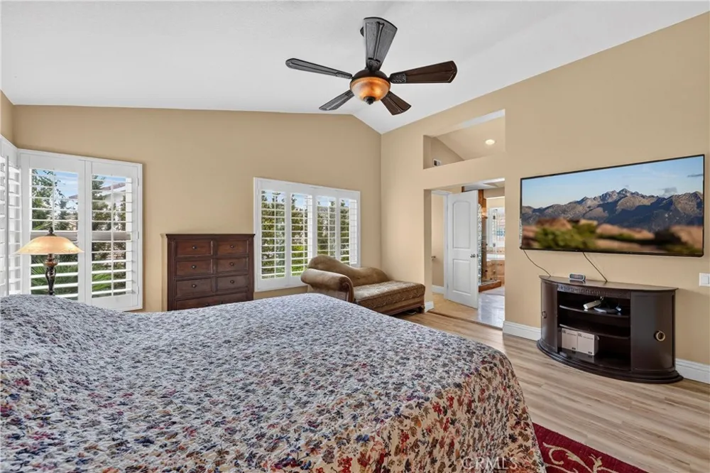 28811 Vista Aliso Lake Forest, CA 92679