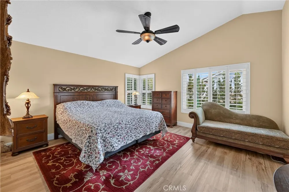 28811 Vista Aliso Lake Forest, CA 92679