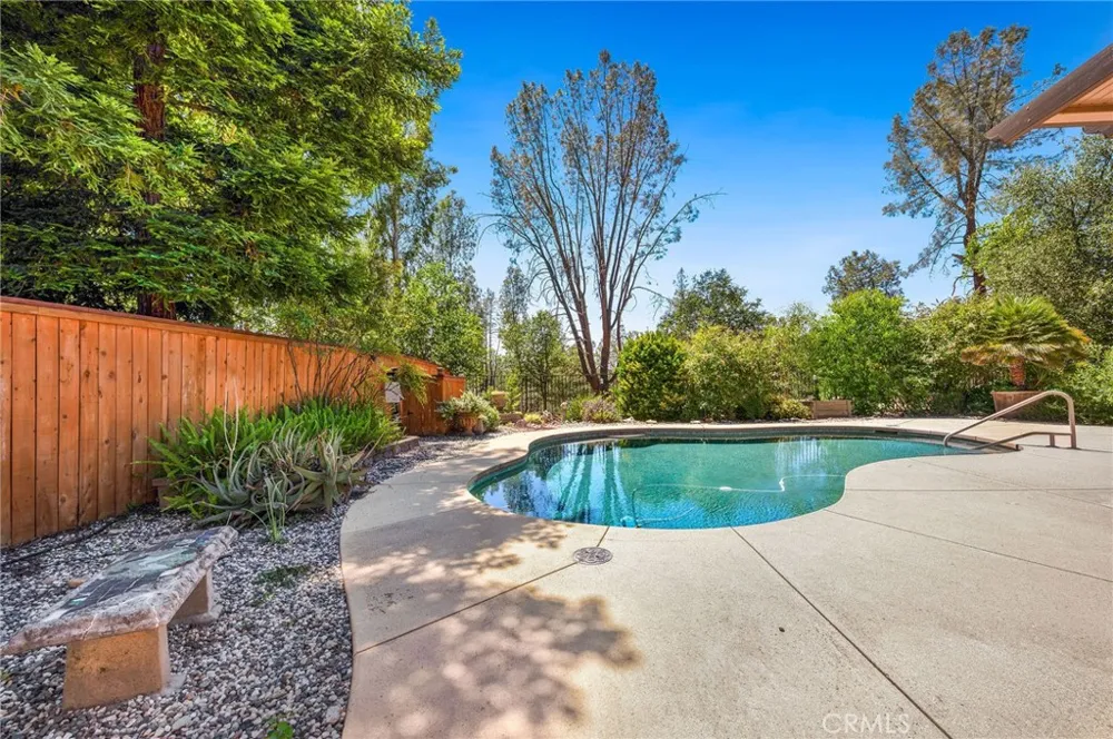 1740 Vinson Drive Redding, CA 96003
