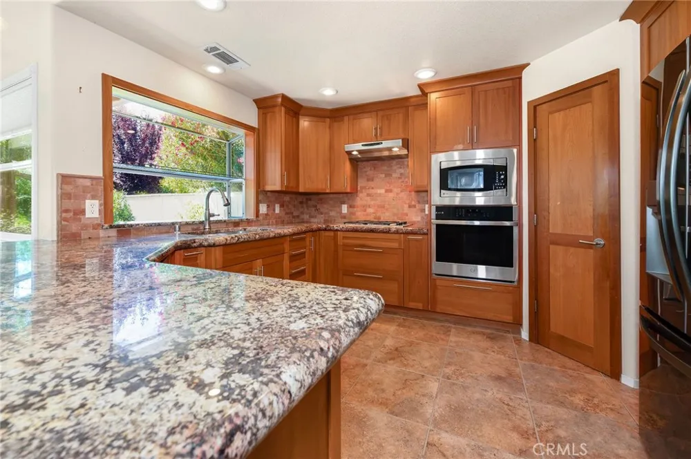 1740 Vinson Drive Redding, CA 96003