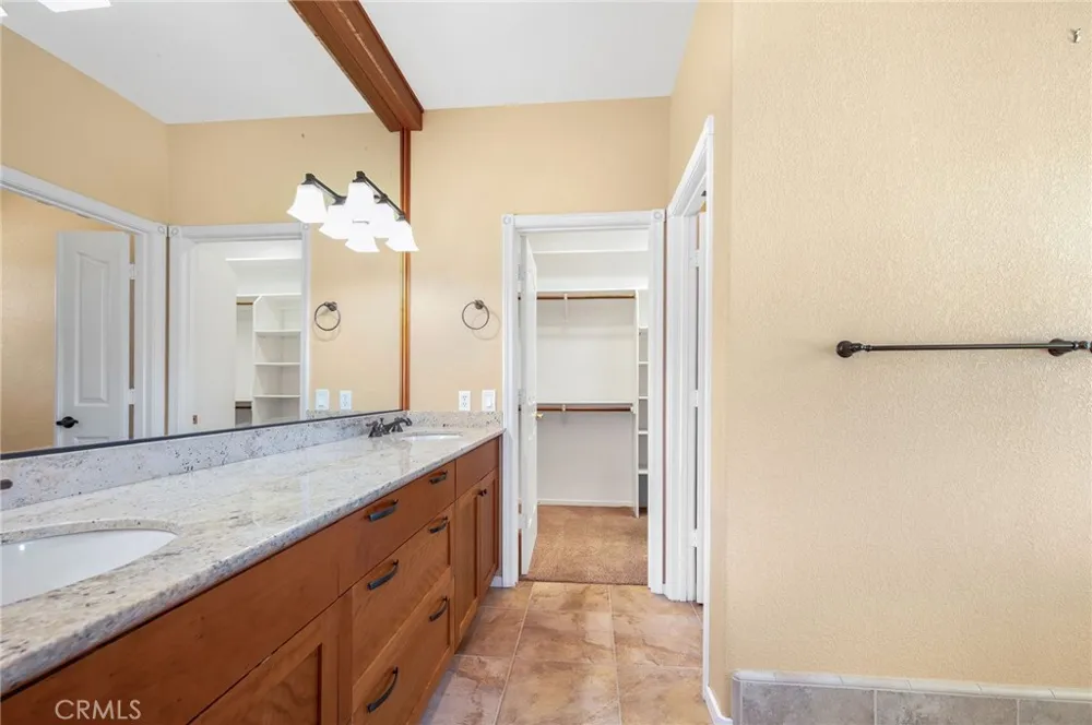 1740 Vinson Drive Redding, CA 96003
