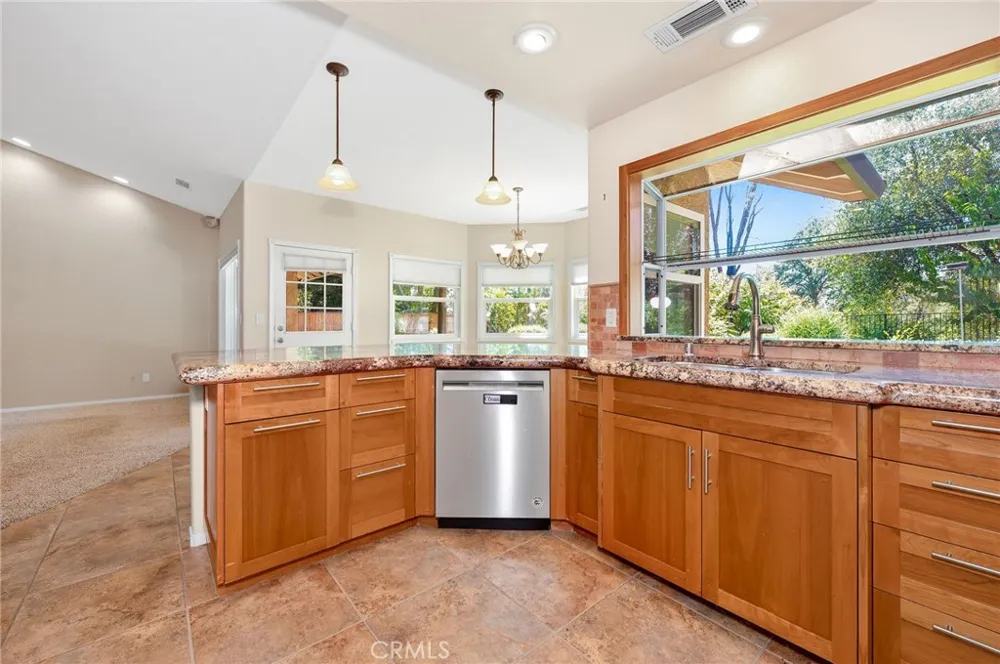 1740 Vinson Drive Redding, CA 96003