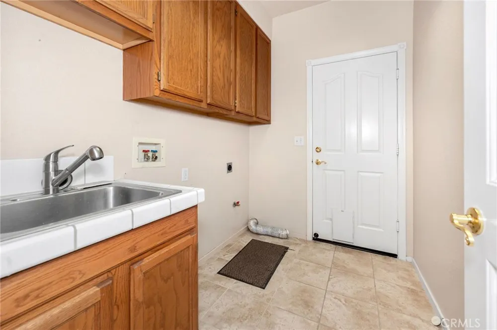 1740 Vinson Drive Redding, CA 96003