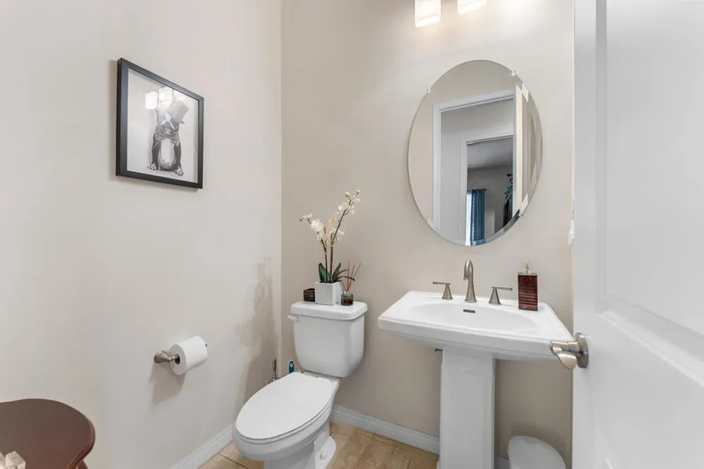 28609 W Natoma Drive Cathedral City, CA 92234