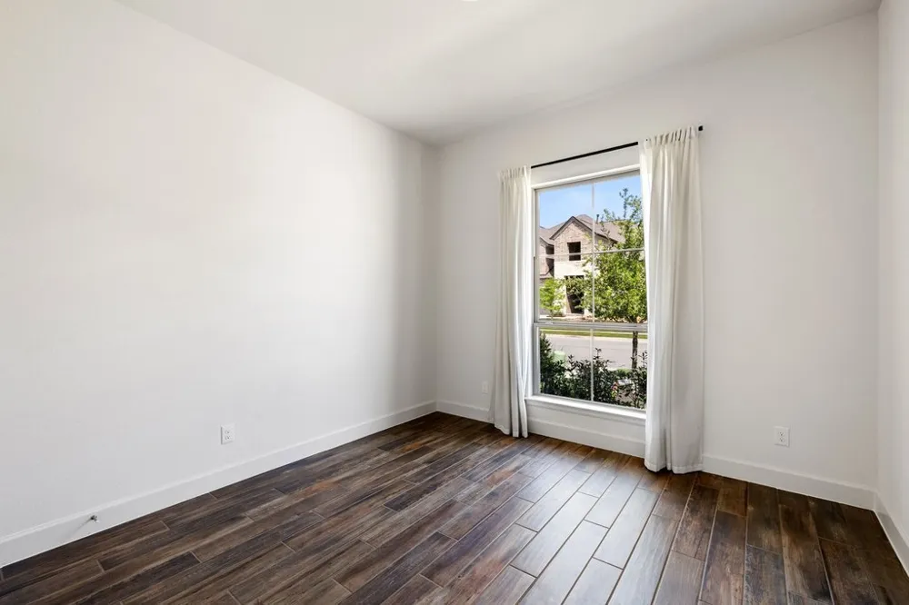6305 Wavell Place Austin, TX 78738