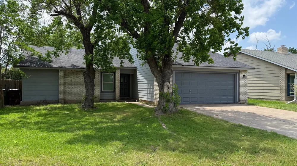 1307 Wroxton Way Round Rock, TX 78664
