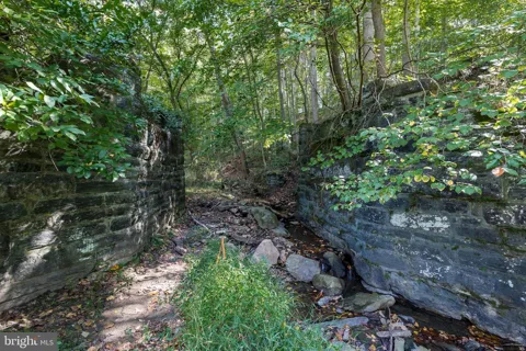135 PENN GREEN ROAD